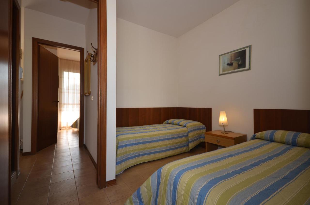 Appartamenti Sirio Via Pesci 6,8,14 Bibione Zewnętrze zdjęcie