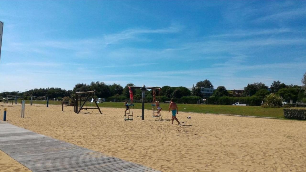 Appartamenti Sirio Via Pesci 6,8,14 Bibione Zewnętrze zdjęcie