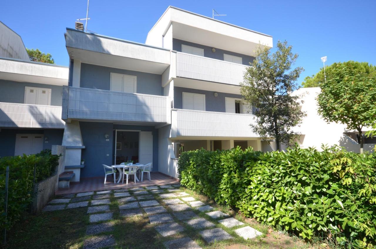 Appartamenti Sirio Via Pesci 6,8,14 Bibione Zewnętrze zdjęcie
